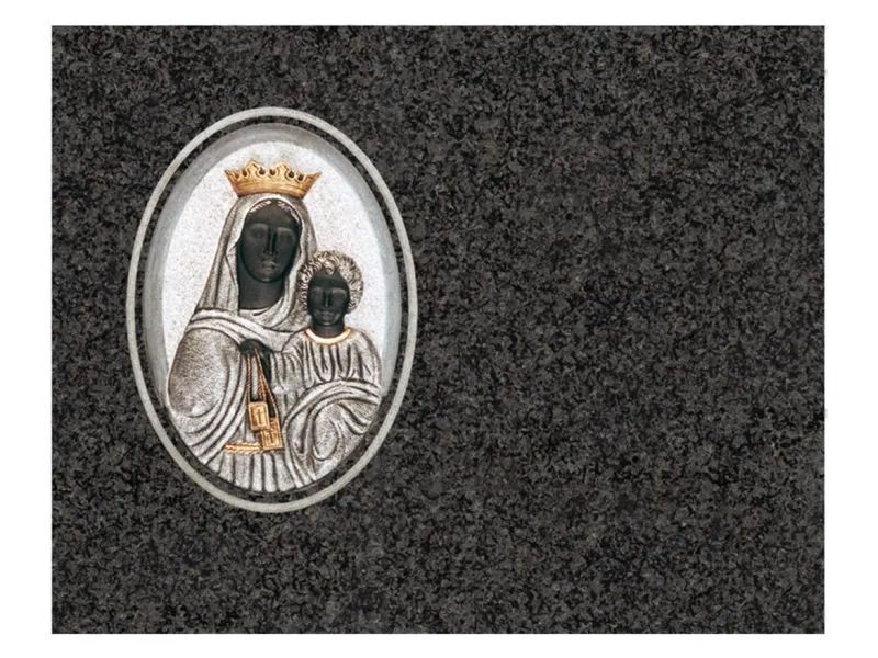 Lápida de nicho Ref. 5088 en granito Sudáfrica con Virgen del Carmen tallada